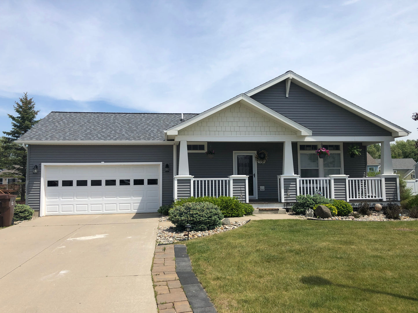 Brunette Home Improvement