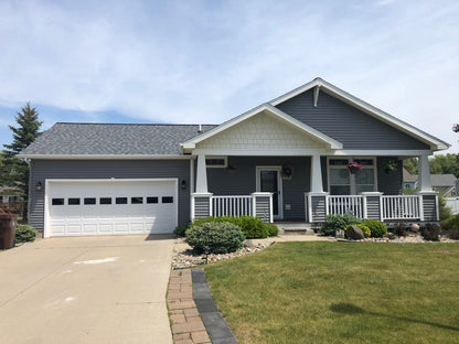 Brunette Home Improvement