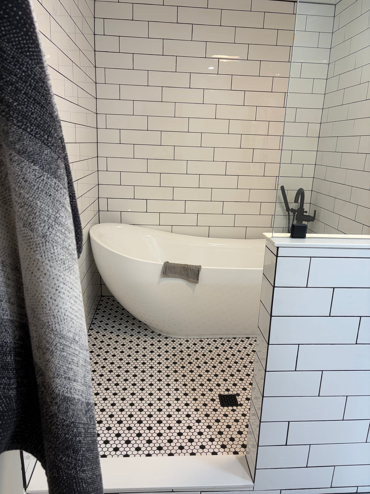 MyHandyma'am Home Repairs and Renovations