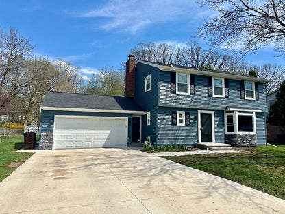 Brunette Home Improvement